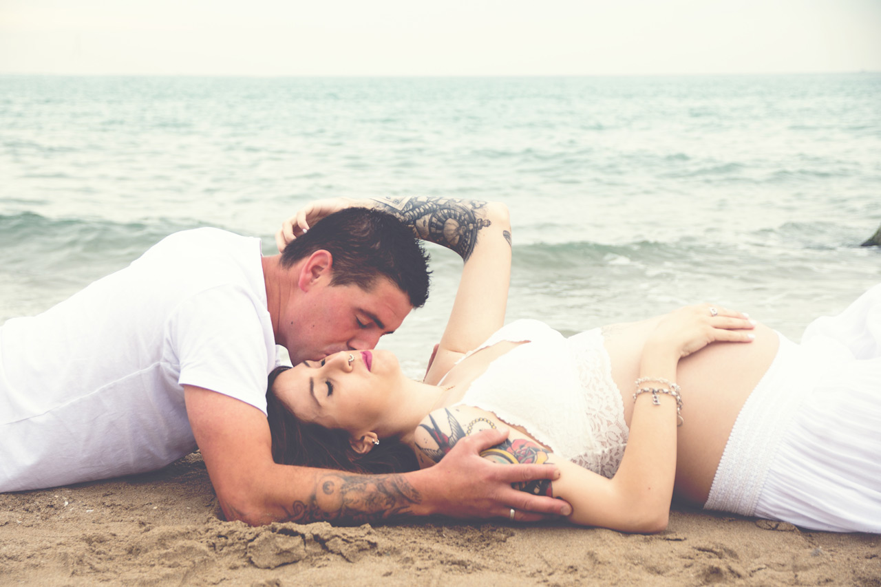 Maternity photography by family photographer Aberdeen