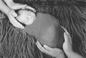 newborn session in Aberdeen