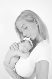 newborn session in Aberdeen